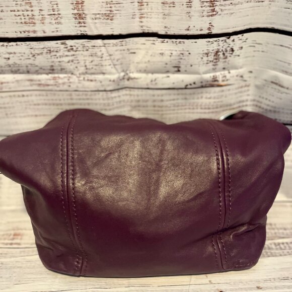 Michael Kors: Purple shoulder bag - Picture 2 of 6